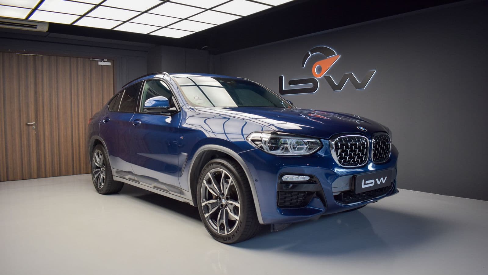 BMW X4 photo 1