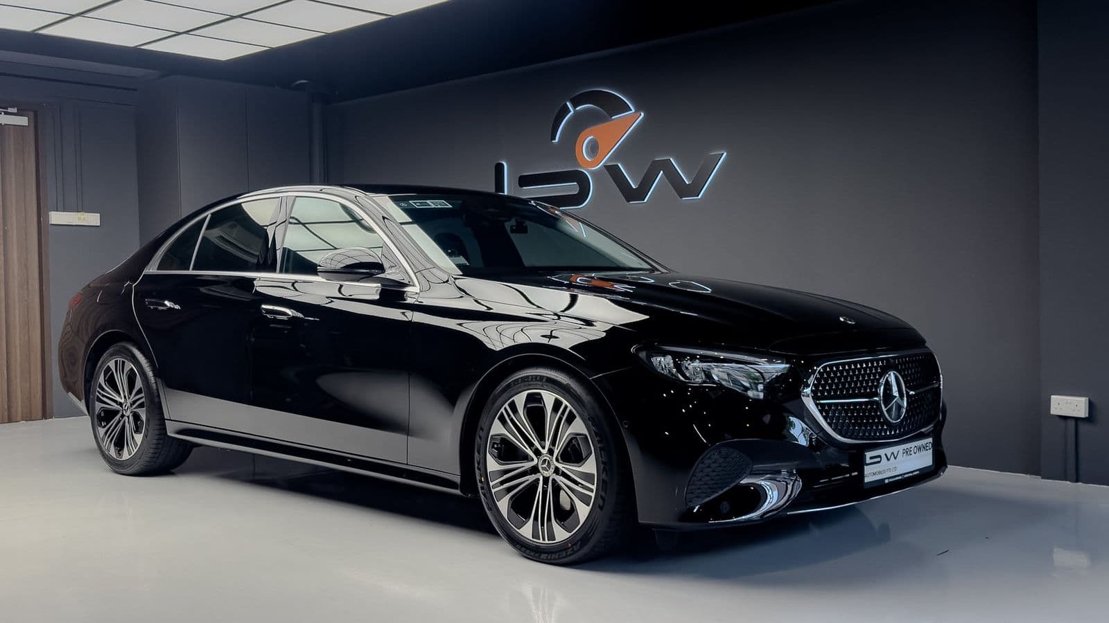 Mercedes-Benz E-Class E200 Mild Hybrid - photo 2