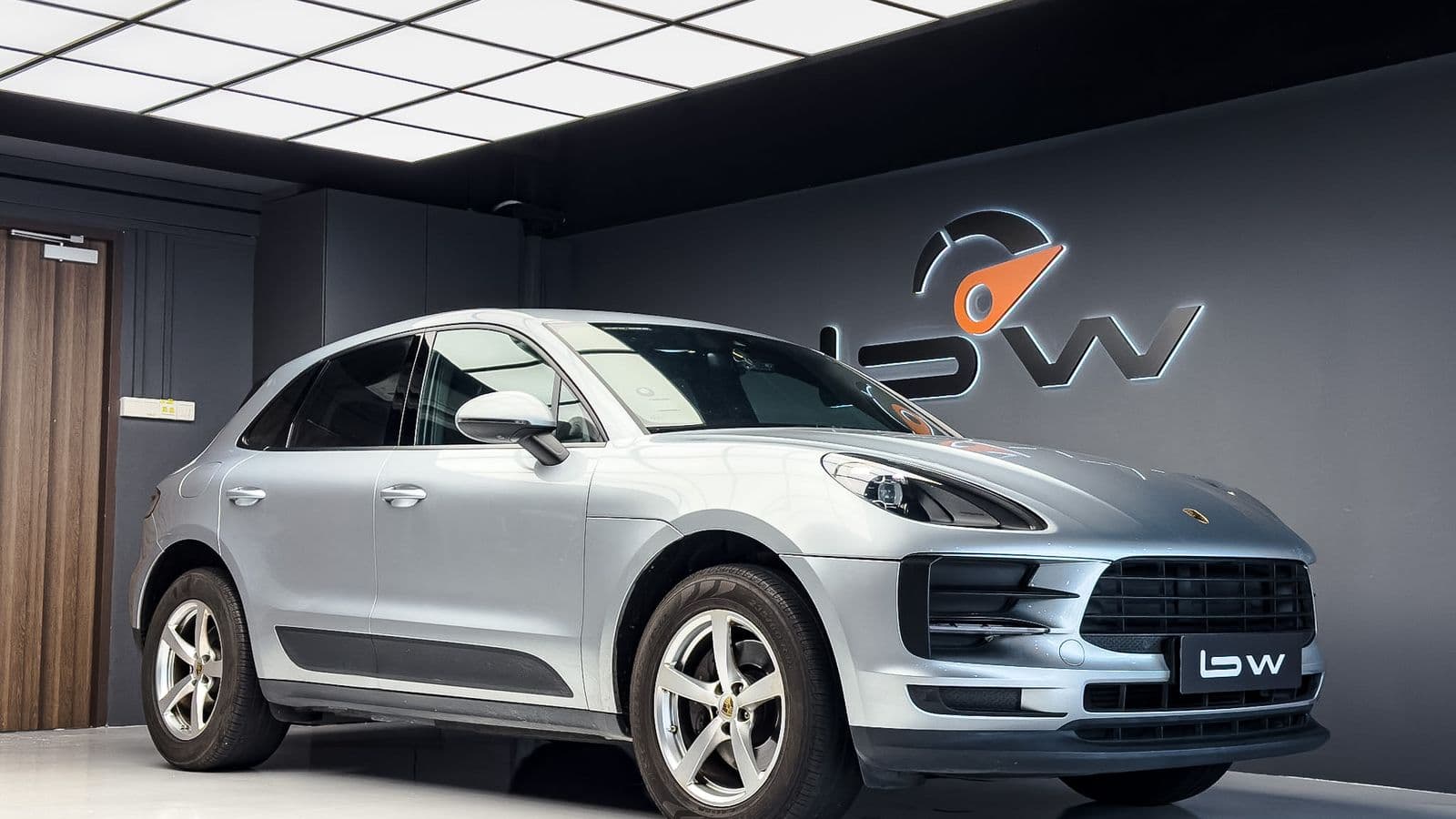 2019 Porsche Macan 2.0 PDK - photo 2